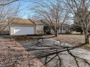 716 Rollason Dr, Front Royal, VA