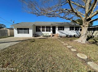 722 Deprima St, Berwick, LA 70342