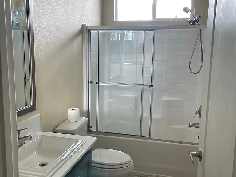13676 Andover Dr — Photo 11