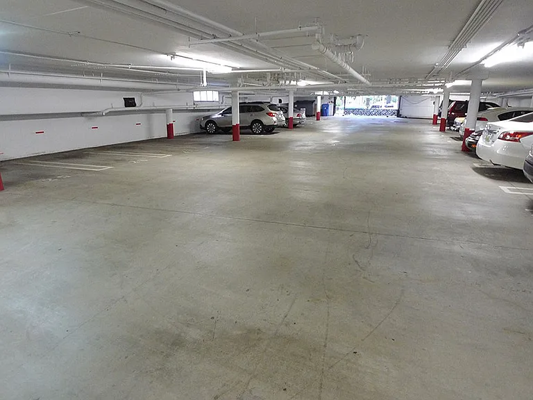 20/20 Villa Apts — Photo 6