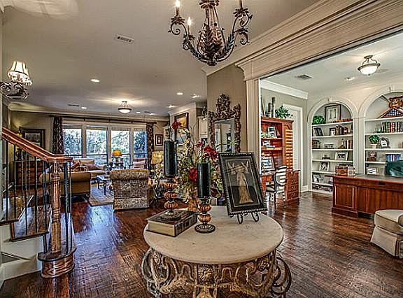 5th image of 3204 Beaver Creek Dr