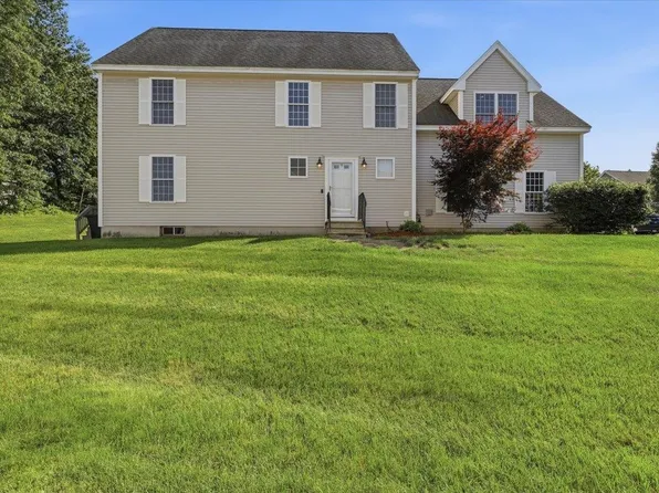 161 Forest Hill Way #43, Manchester, NH 03109