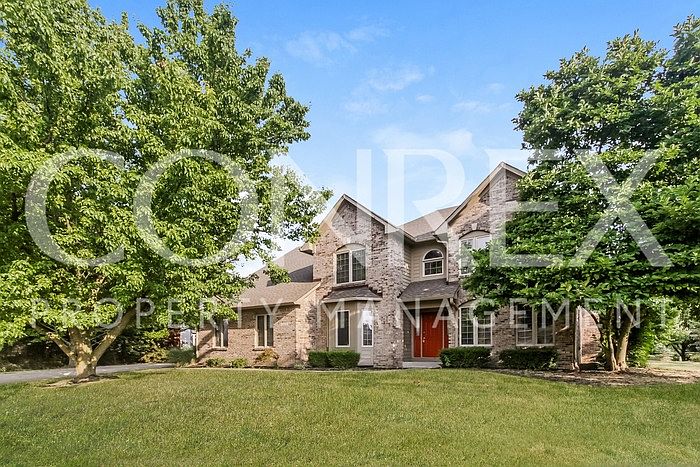 1st image of 7638 Chestnut Hills Dr
