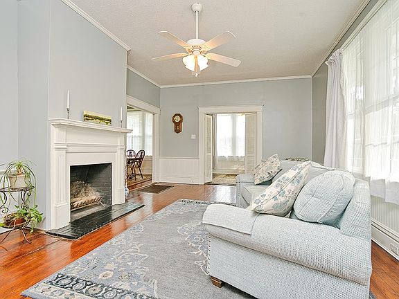 5th image of 119 Willowdale Ct