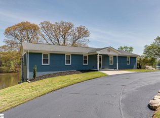 1626 Memorial Drive Ext, Greer, SC 29651