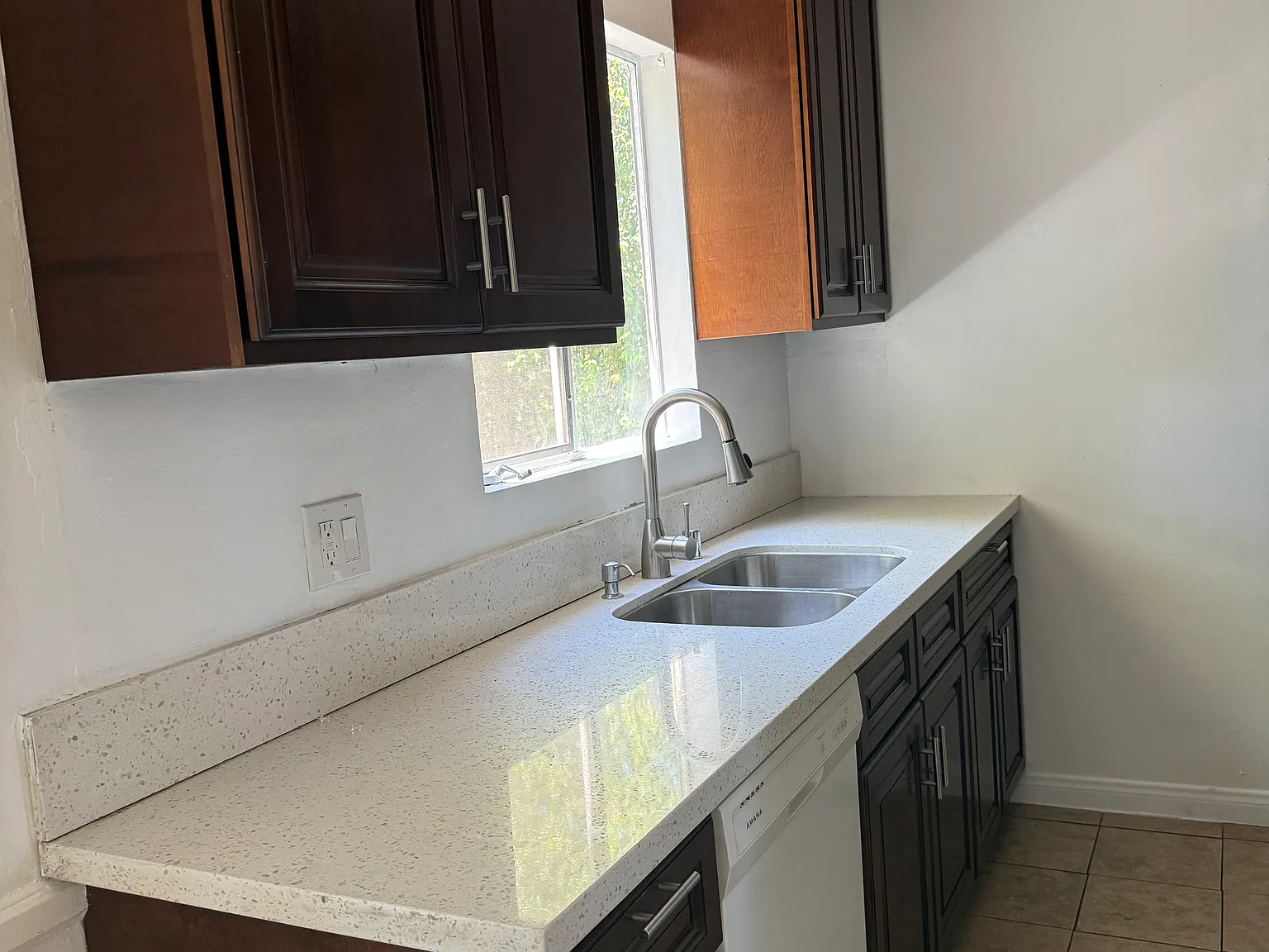 1 bed, 675 sqft, $1,645 — Photo 2