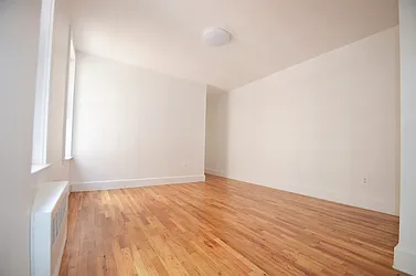 Rented by CITY SKYLINE REALTY INC