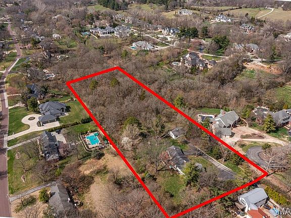2nd image of 1821 Topping Rd