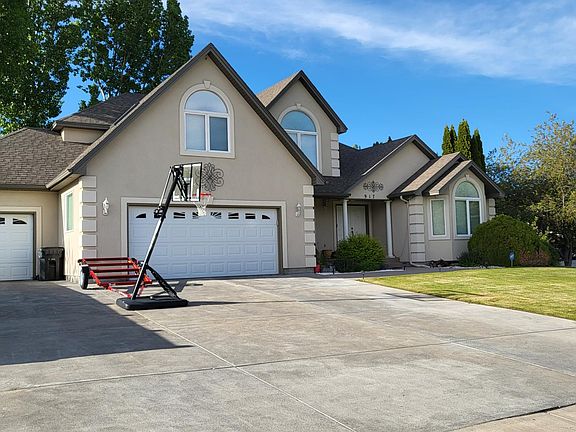2nd image of 917 Wheatstone Dr #Basement