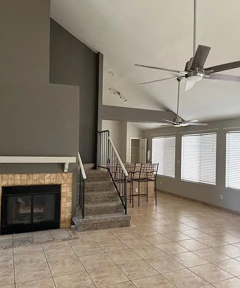 1828 E Secretariat Dr — Photo 5