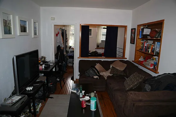 Rented by New York Realty | media 27