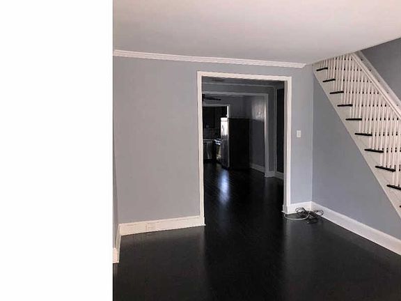 3rd image of 6931 Cedar Park Ave