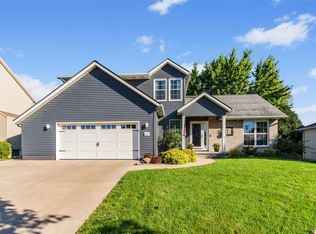 7314 Sandhurst Dr NW, Cedar Rapids, IA 52405