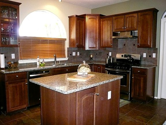4th image of 8005 Macnish Dr NE