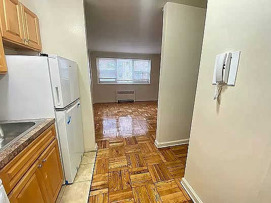 3rd image of 166-05 Highland Ave #1R