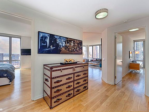 3rd image of 310 W 52nd St APT 27H