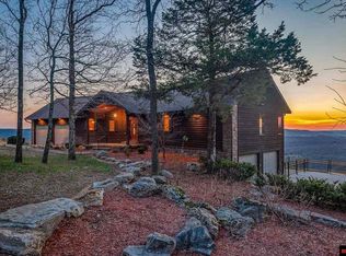 208 Fletcher Pl, Mountain Home, AR 72653