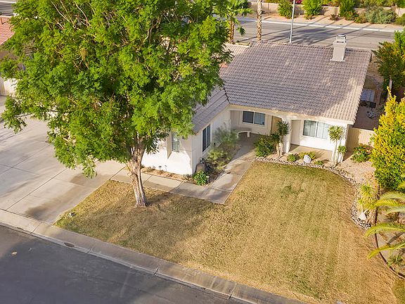 3rd image of 48261 Panorama Ave
