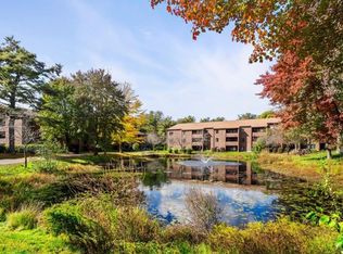 17 Davis Rd, Acton, MA 01720