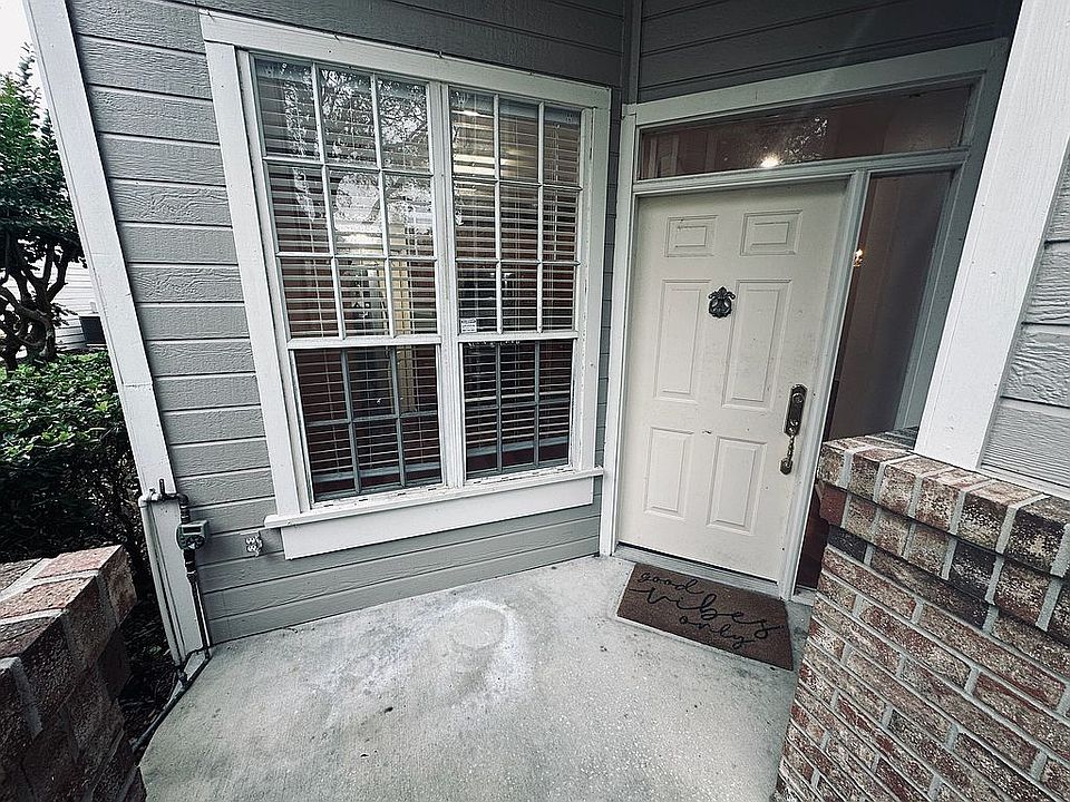 1st image of 3125 Stonewater Dr