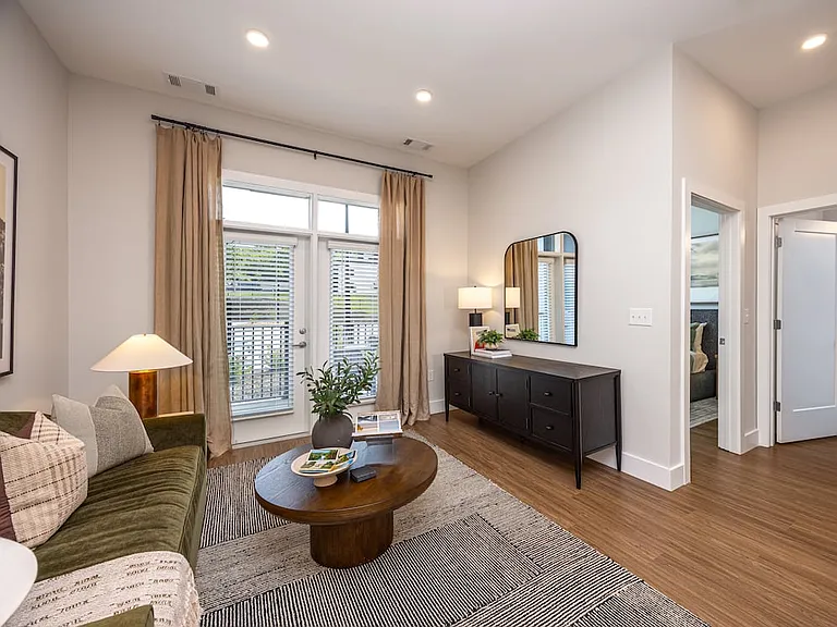 Spacious living room
