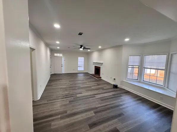 43 Meadowoods Ter, Jackson, MS 39211