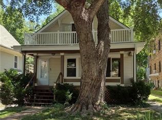 3825 Terrace St, Kansas City, MO 64111