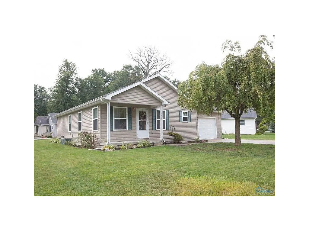 1830 James Rd photo 1