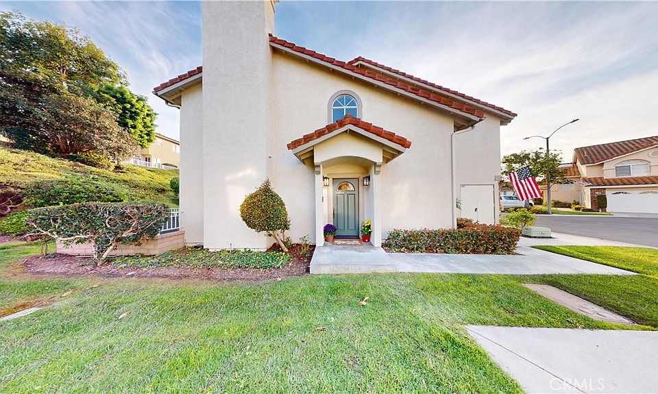 1st image of 27392 Hyatt Ct