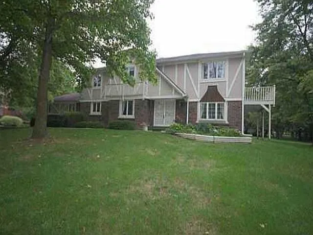 3823 Nesbitt Rd photo 1