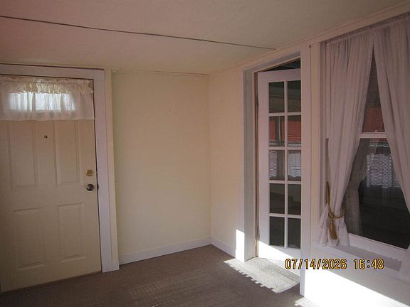 4th image of 2120 2nd St