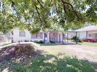 406 S 3rd St, Davis, OK 73030