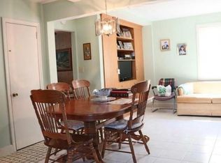 56 Edgemoor Rd, Bridgeport, CT 06606