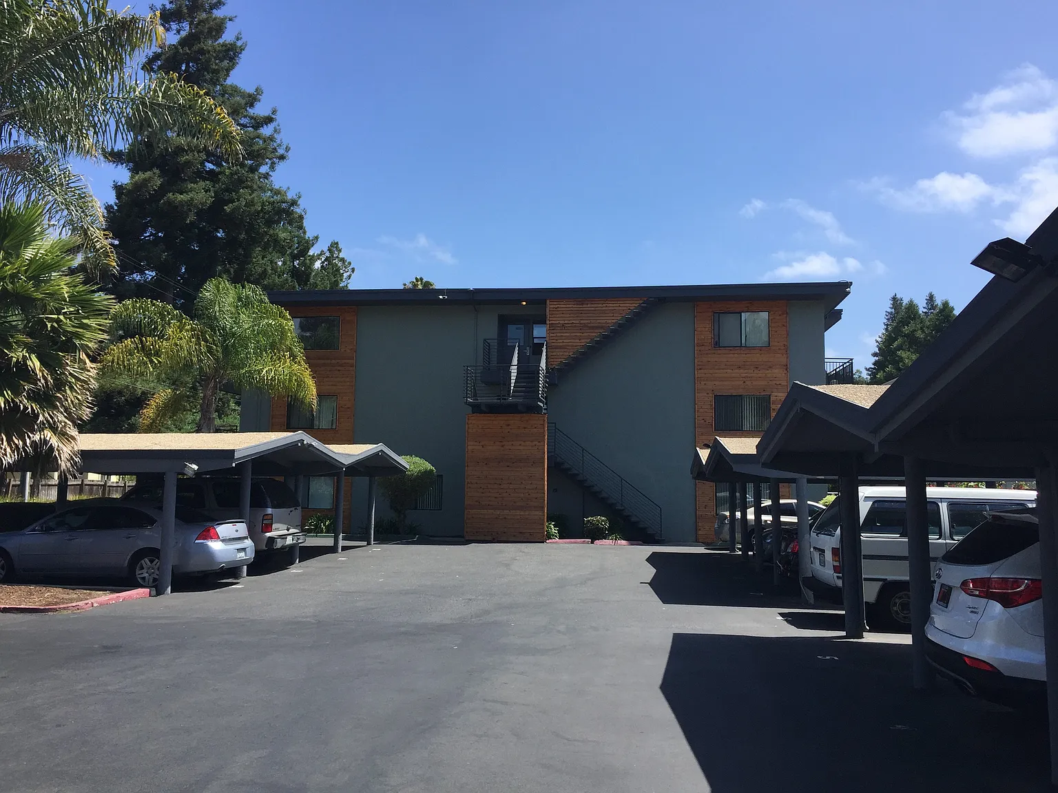 Hayward Summit Apartments, LLC — Photo 2