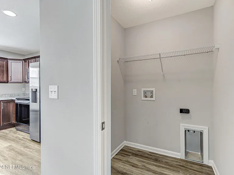 11278 Margarets Landing Pl — Photo 28
