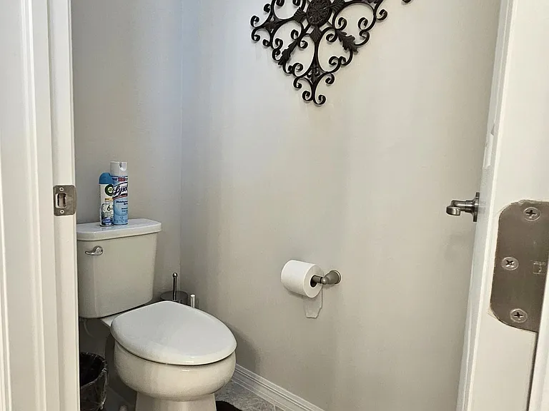 5997 Berwick Ln — Photo 23