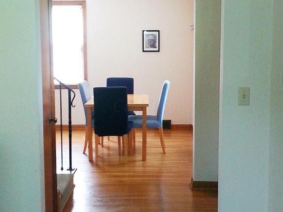 5th image of 395 Glen Burn Pl