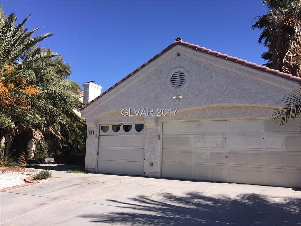 913 Shifting Sands Dr, Las Vegas, NV 89108  Zillow