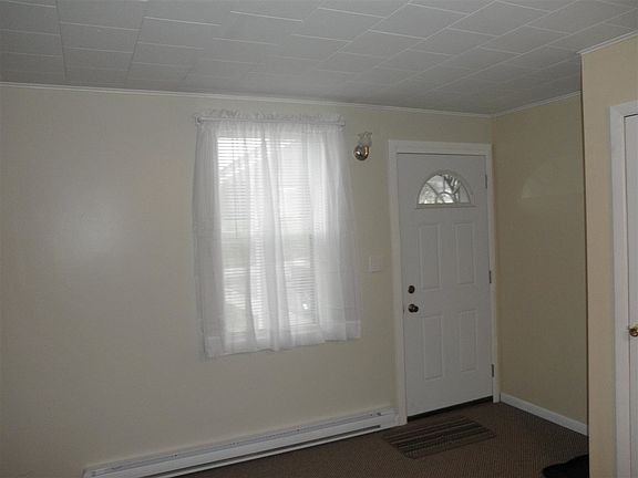 4th image of 15 Spruce St