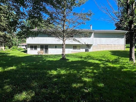 3rd image of 509 Wild Plum Dr