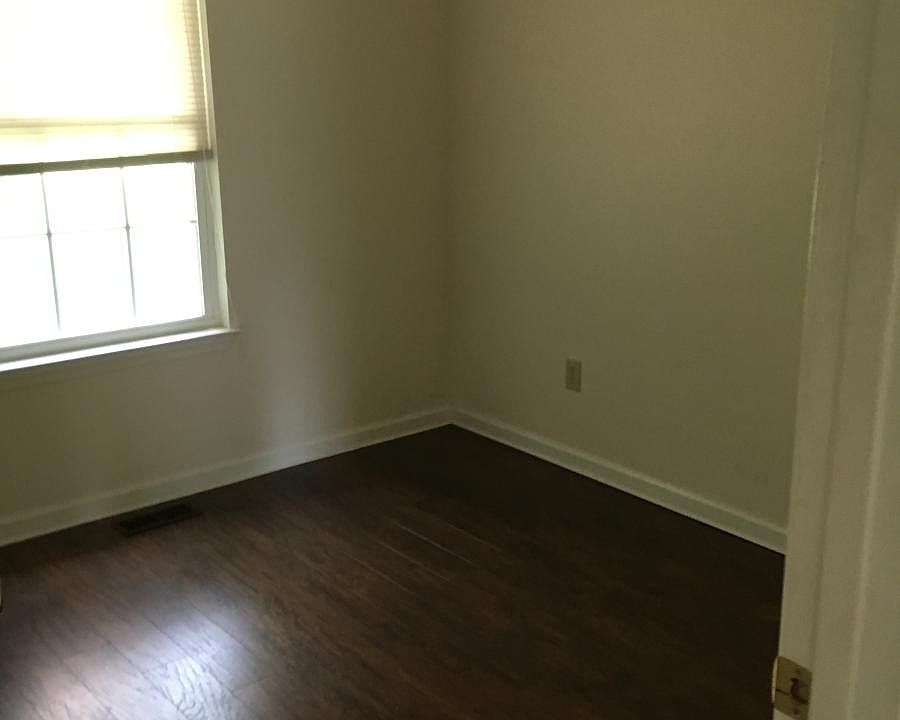 1st image of 107 Cunard St