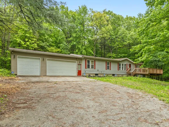 15360 Larsen Ave NE, Gowen, MI 49326