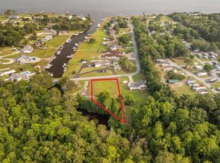 304 Brook Lane, Newport, NC 28570