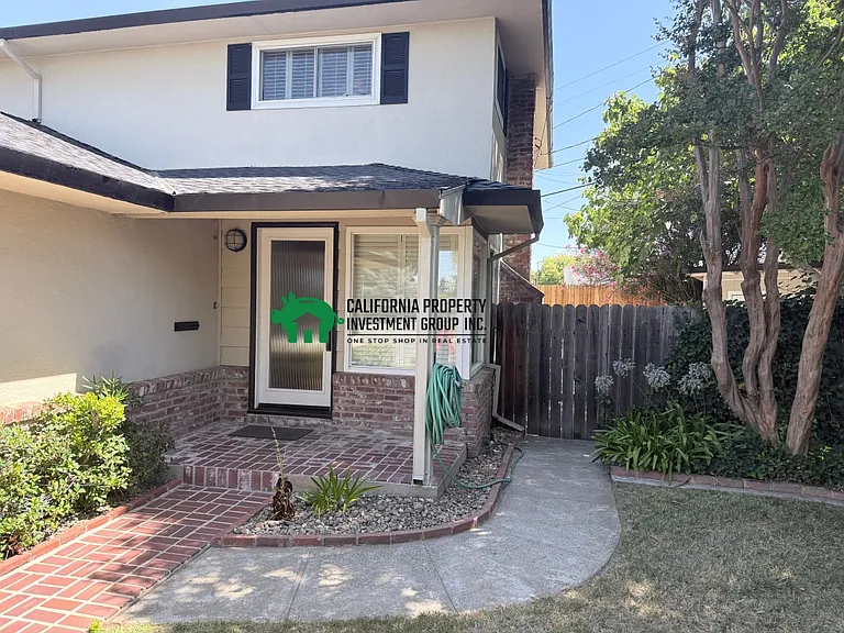 4157 Lucas Ct #4157 — Photo 3