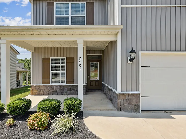 2409 Union Pointe Ln — Photo 4
