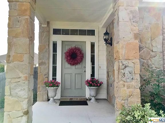3rd image of 2440 Dimmitt Dr