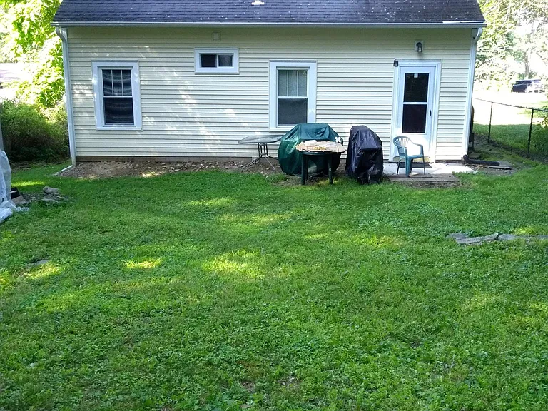 324 Shore Dr — Photo 6