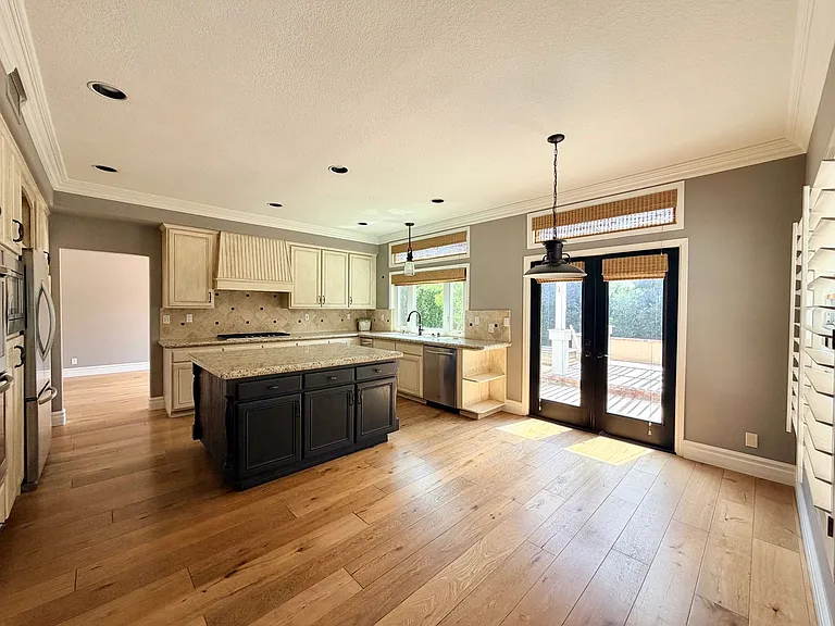2650 Palmetto — Photo 7