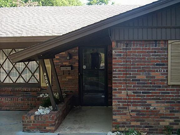 5th image of 4004 Walton Ave