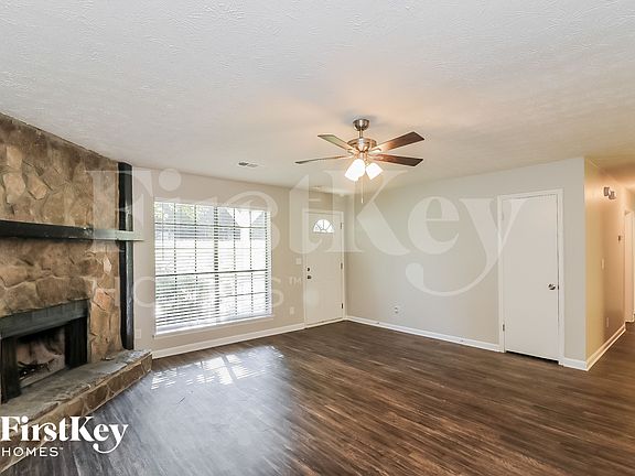 3rd image of 4665 Jamerson Forest Pkwy